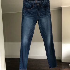 American Eagle super stretch jeans